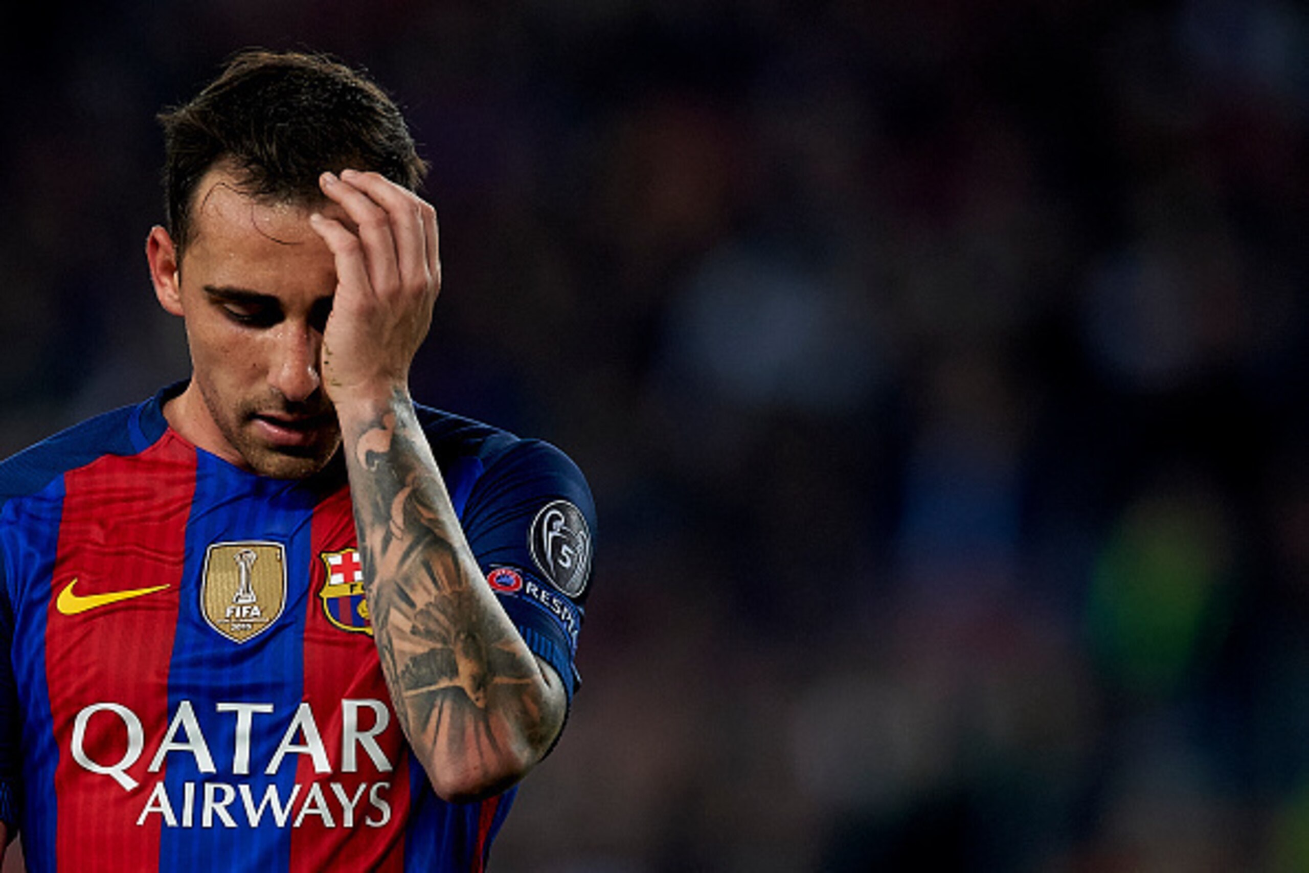 BARCELONA, SPAIN - DECEMBER 06: Paco Alcacer of Barcelona reacts during the UEFA Champions League Group C match between FC Barcelona and VfL Borussia Moenchengladbach at Camp Nou on December 6, 2016 in Barcelona. (Photo by Manuel Queimadelos Alonso/Gett BARCELONA, SPAIN - DECEMBER 06: Paco Alcacer of Barcelona reacts during the UEFA Champions League Group C match between FC Barcelona and VfL Borussia Moenchengladbach at Camp Nou on December 6, 2016 in Barcelona. (Photo by Manuel Queimadelos Alonso/Gett