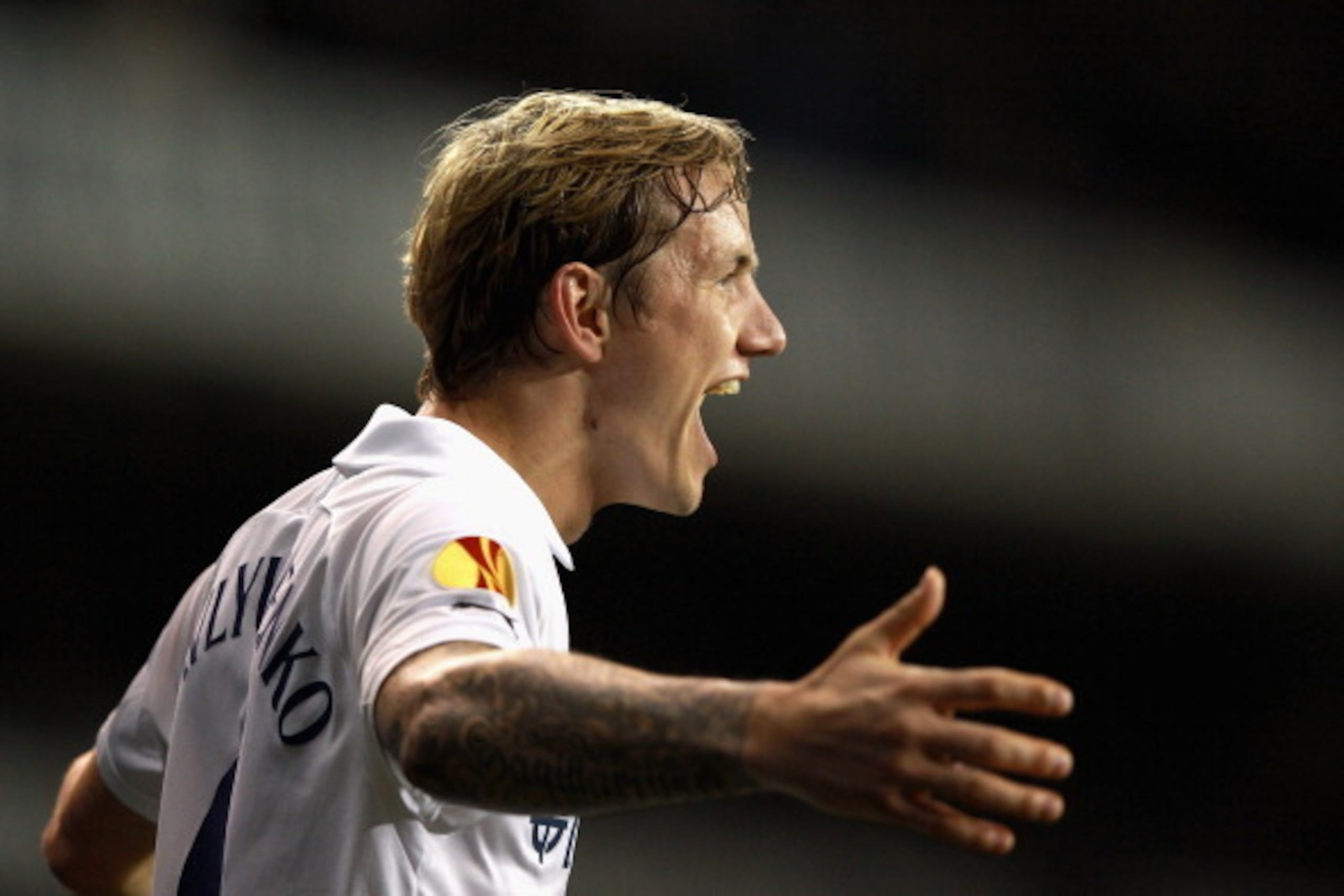 LONDON, ENGLAND - OCTOBER 20:  Roman Pavlyuchenko of Tottenham Hotspur celebrates scoring from a free kick during the UEFA Europa League Group A match between Tottenham Hotspur and FC Rubin Kazan at White Hart Lane on October 20, 2011 in London, England. 