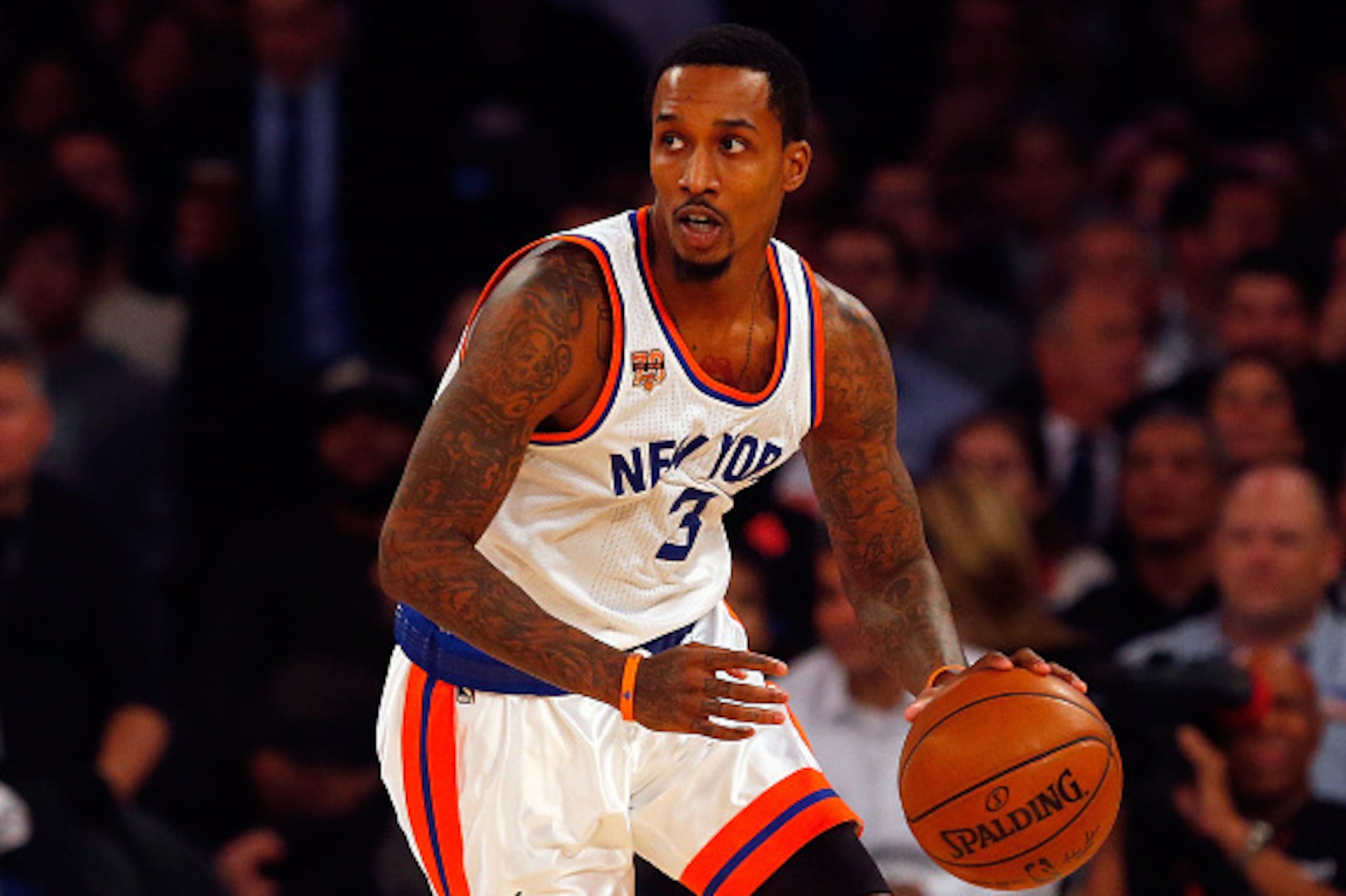 NEW YORK, NY - DECEMBER 07:  (NEW YORK DAILIES OUT)    Brandon Jennings #3 of the New York Knicks in action against the Cleveland Cavaliers at Madison Square Garden on December 7, 2016 in New York City. The Cavaliers defeated the Knicks 126-94.  NOTE TO U
