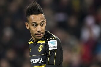 Pierre-Emerick Aubameyang of Borussia Dortmundduring the Bundesliga match between 1. FC Koln and Borussia Dortmund on December 10, 2016 at the RheinEnergie Stadium in Koln, Germany.(Photo by VI Images via Getty Images)
