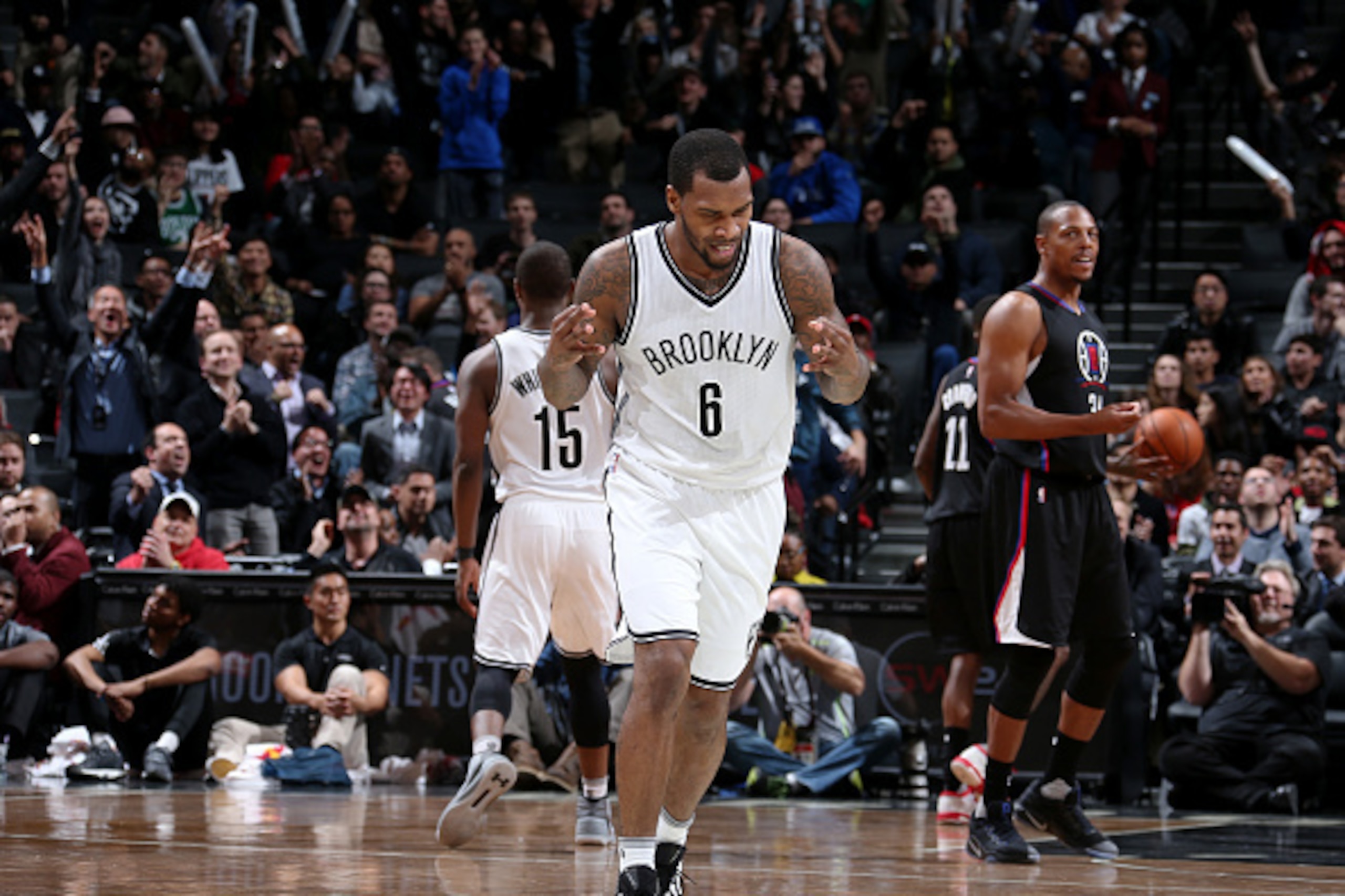BROOKLYN, NY - NOVEMBER 29: Sean Kilpatrick #6 of the Brooklyn Nets reacts during a game between the Los Angeles Clippers and the Brooklyn Nets on November 29, 2016 at Barclays Center in Brooklyn, NY. NOTE TO USER: User expressly acknowledges and agrees t