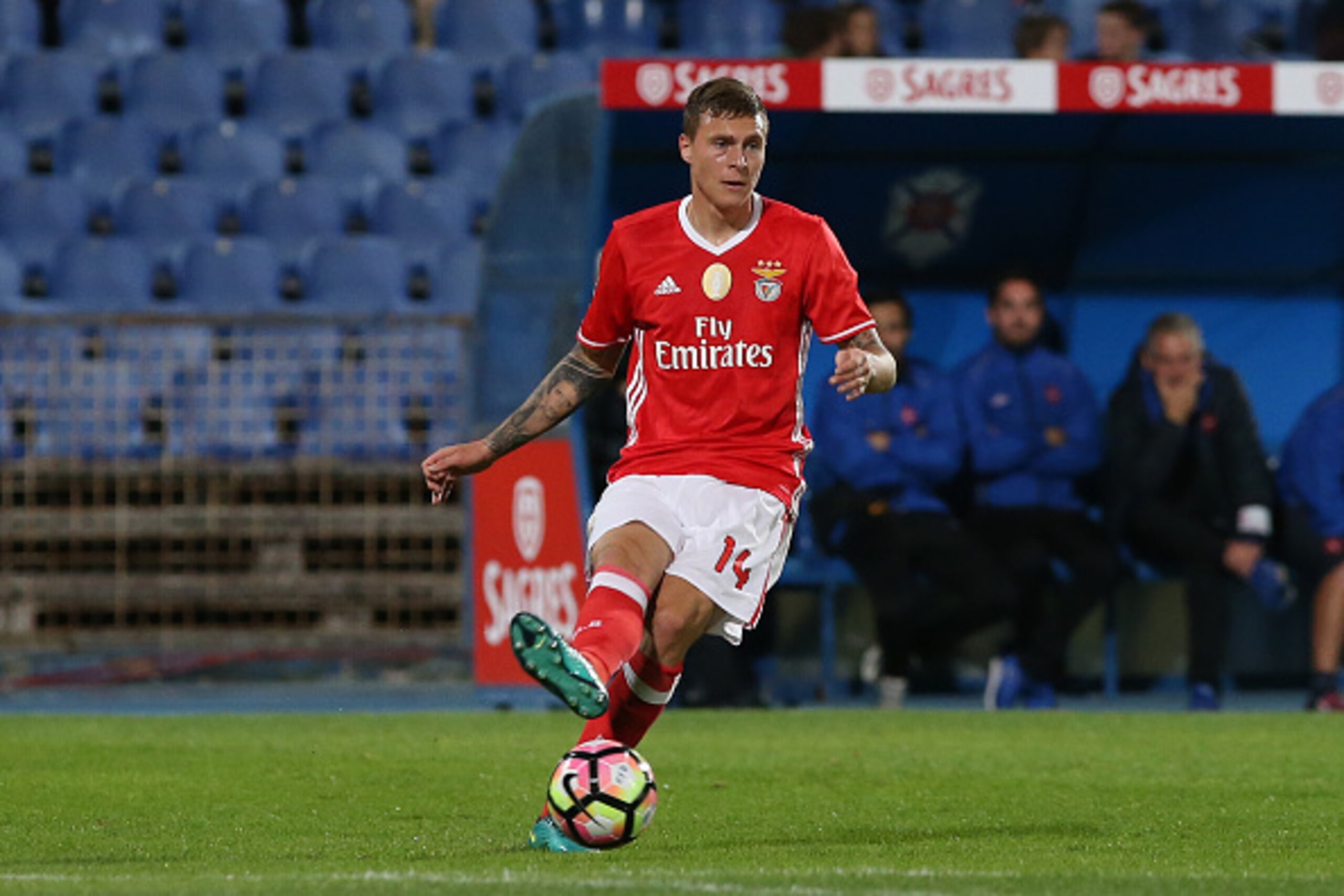 LISBON, PORTUGAL - OCTOBER 23: SL Benfica's defender from Sweden Victor Lindelof in action during the Primeira Liga match between Belenenses and SL Benfica at Estadio do Restelo on October 23, 2016 in Lisbon, Portugal.  (Photo by Gualter Fatia/Getty Image