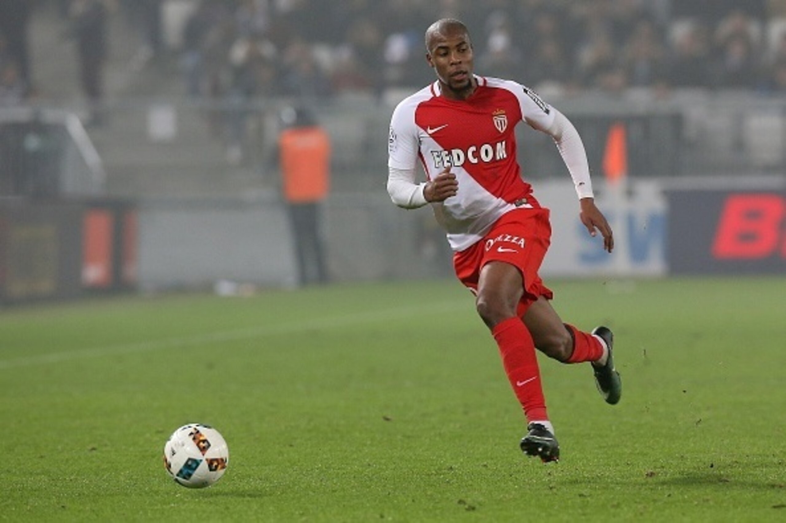 Monaco's French defender Djibril Sidibe runs after the ball during the French L1 football match Bordeaux vs Monaco on December 10, 2013 at the Matmut Atlantique Stadium in Bordeaux. / AFP / ROMAIN PERROCHEAU        (Photo credit should read ROMAIN PERROCH