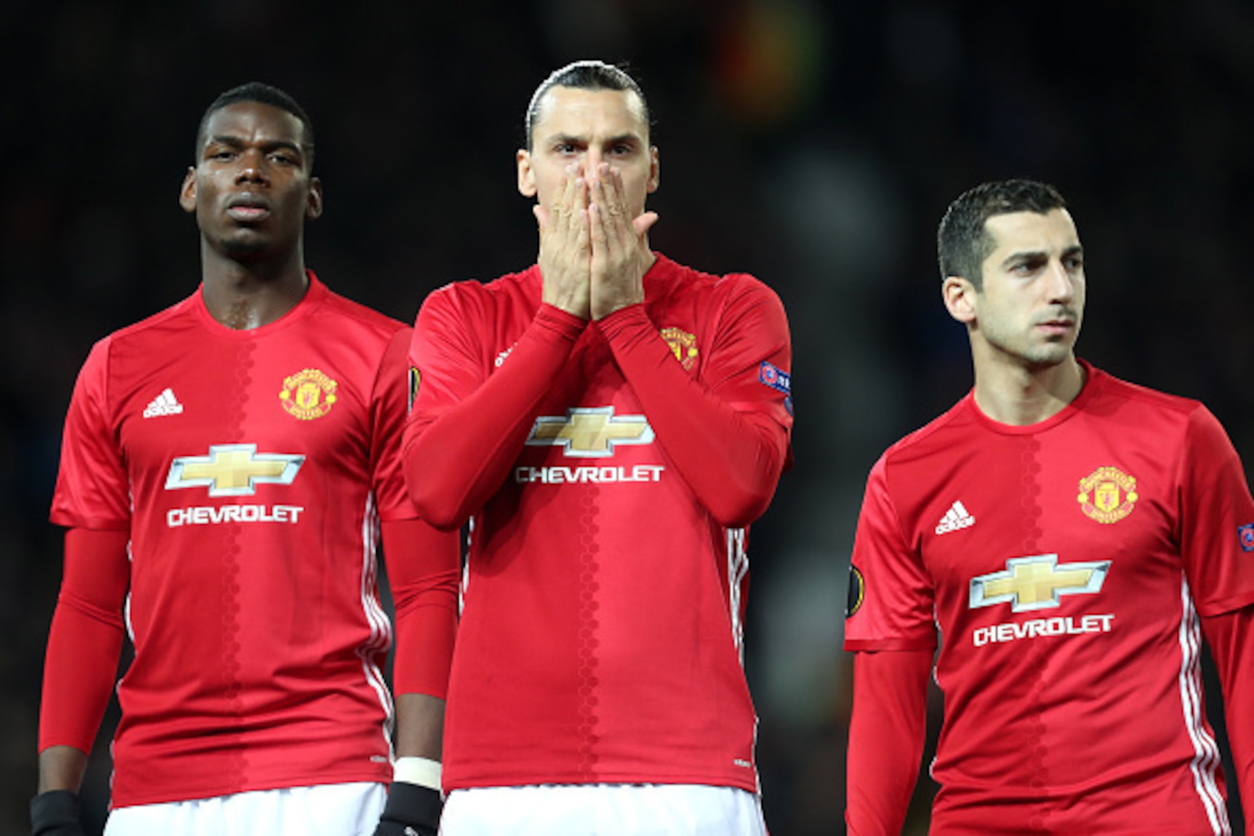 MANCHESTER, ENGLAND - NOVEMBER 24:  (L-R) Paul Pogba, Zlatan Ibrahimovic and Henrikh Mkhitaryan of Manchester United look on prior to the UEFA Europa League match between Manchester United FC and Feyenoord at Old Trafford on November 24, 2016 in Mancheste