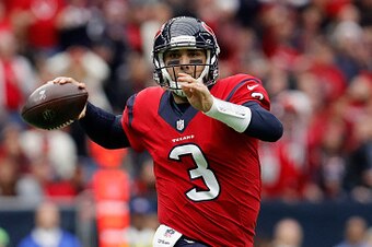 HOUSTON, TX - DECEMBER 18: Tom Savage #3 of the Houston Texans rolls out to pass in the third quarter against the Jacksonville Jaguars at NRG Stadium on December 18, 2016 in Houston, Texas. (Photo by Tim Warner/Getty Images)