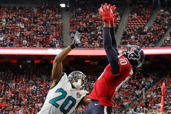 HOUSTON, TX - DECEMBER 18:  Jalen Ramsey #20 of the Jacksonville Jaguars defends a pass intended for DeAndre Hopkins #10 of the Houston Texans in the third quarter at NRG Stadium on December 18, 2016 in Houston, Texas.  (Photo by Tim Warner/Getty Images)