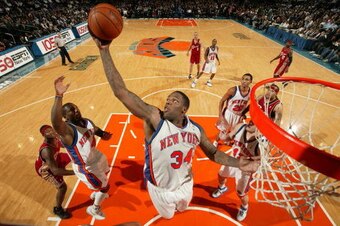 NEW YORK - DECEMBER 19: Eddy Curry #34 of the New York Knicks shoots against the Cleveland Cavaliers on December 19, 2007 at Madison Square Garden in New York City. NOTE TO USER: User expressly acknowledges and agrees that, by downloading and or using thi