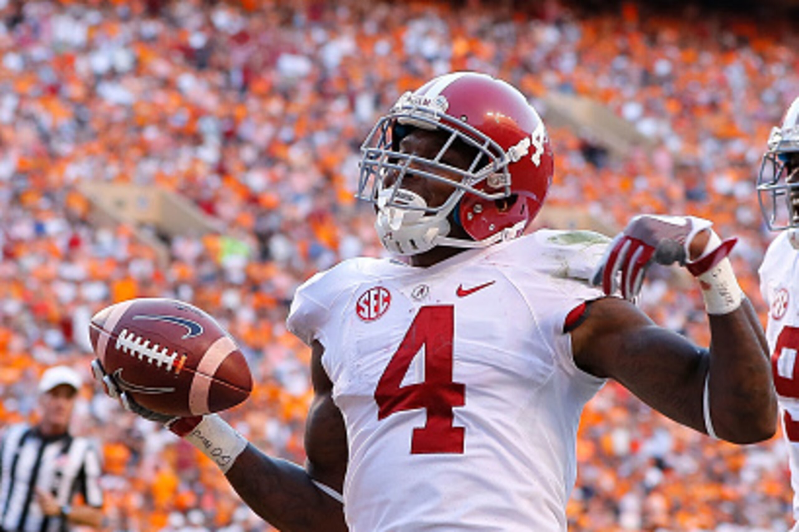 KNOXVILLE, TN - OCTOBER 15:  Eddie Jackson #4 of the Alabama Crimson Tide reacts after returning a punt for a touchdown against the Tennessee Volunteers at Neyland Stadium on October 15, 2016 in Knoxville, Tennessee.  (Photo by Kevin C. Cox/Getty Images)