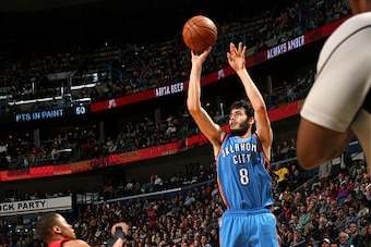 NEW ORLEANS, LA - DECEMBER 21: Alex Abrines #8 of the Oklahoma City Thunder shoots the ball during the game against the New Orleans Pelicans on December 21, 2016 at the Smoothie King Center in New Orleans, Louisiana. NOTE TO USER: User expressly acknowled