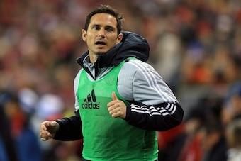 TORONTO, ON - OCTOBER 30:  Frank Lampard #8 of New York City FC warms up during the first half of an MLS Conference semi-final playoff game against Toronto FC at BMO Field on October 30, 2016 in Toronto, Ontario, Canada.  (Photo by Vaughn Ridley/Getty Ima