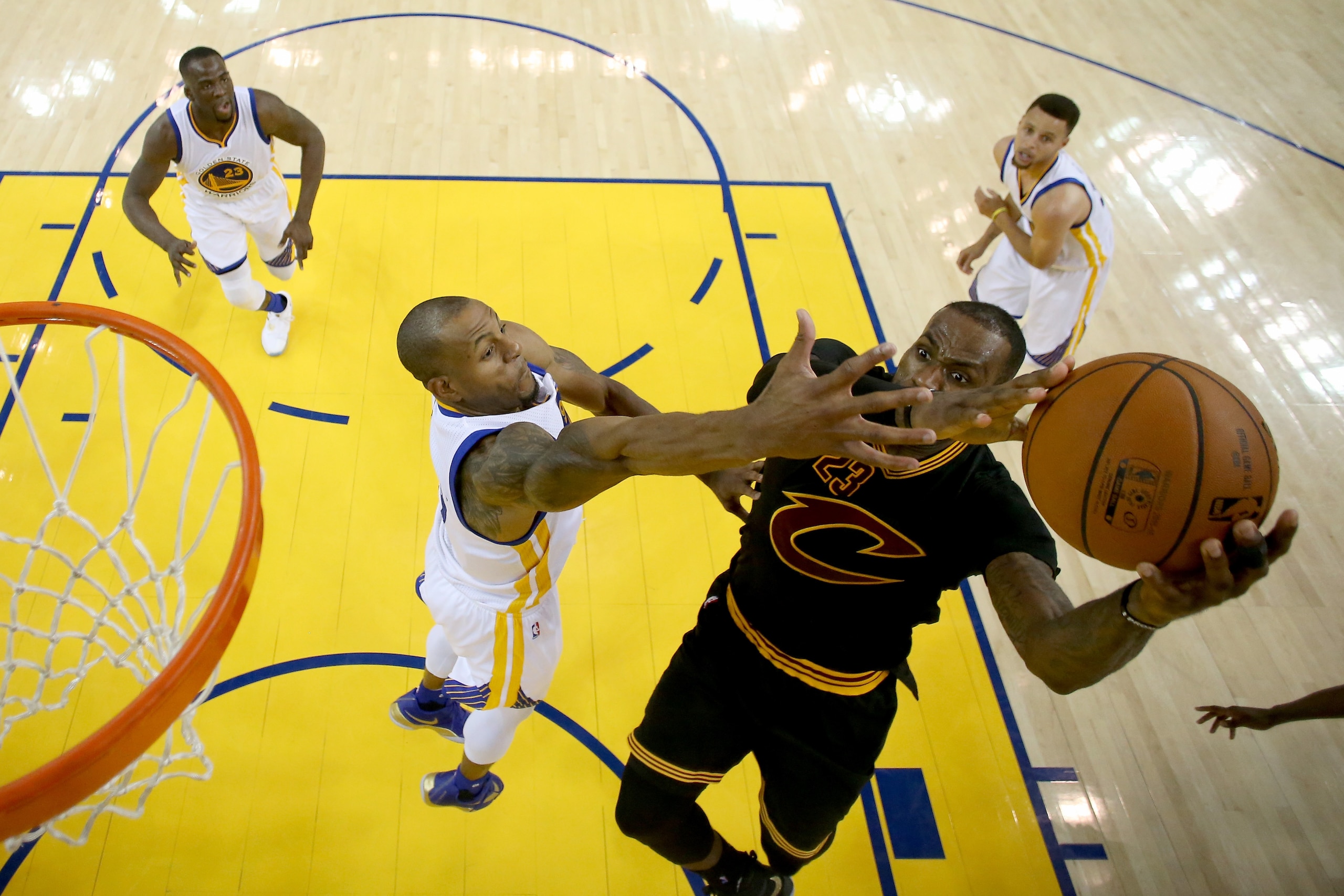 OAKLAND, CA - JUNE 19: Andre Iguodala #9 of the Golden State Warriors defends LeBron James #23 of the Cleveland Cavaliers in Game 7 of the 2016 NBA Finals at ORACLE Arena on June 19, 2016 in Oakland, California. NOTE TO USER: User expressly acknowledges OAKLAND, CA - JUNE 19: Andre Iguodala #9 of the Golden State Warriors defends LeBron James #23 of the Cleveland Cavaliers in Game 7 of the 2016 NBA Finals at ORACLE Arena on June 19, 2016 in Oakland, California. NOTE TO USER: User expressly acknowledges