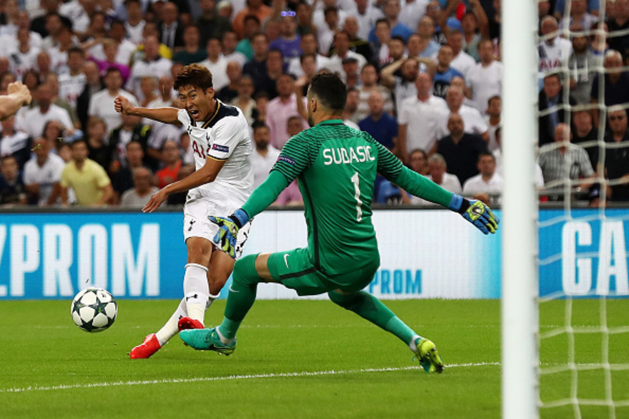 LONDON, ENGLAND - SEPTEMBER 14: Heung-Min Son of Tottenham Hotspur shoots on goal during the UEFA Champions League match between Tottenham Hotspur FC and AS Monaco FC at Wembley Stadium on September 14, 2016 in London, England.  (Photo by Clive Rose/Getty