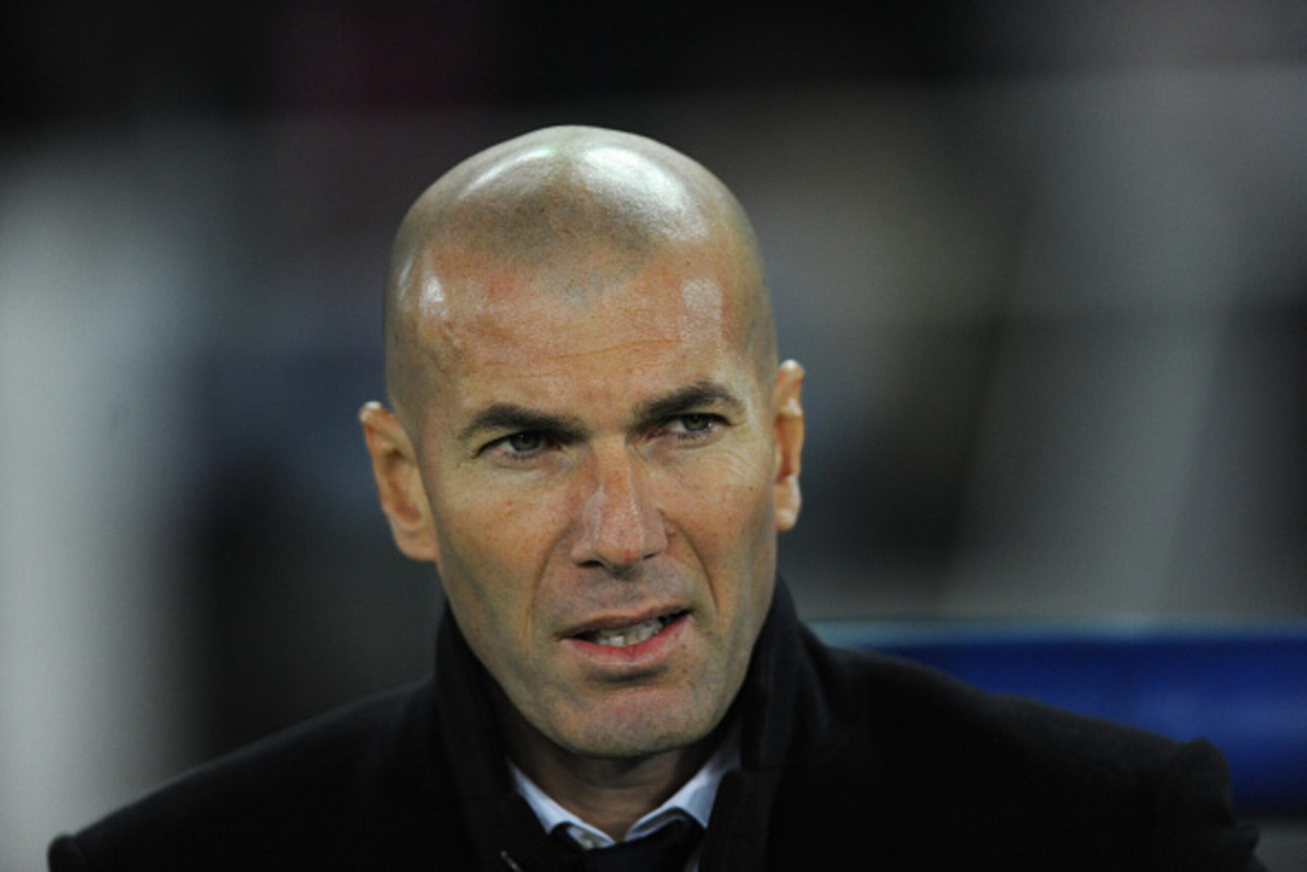 YOKOHAMA, JAPAN - DECEMBER 18:  Zinedine Zidane ,coach of Real Madrid looks on prior to the FIFA Club World Cup final match between Real Madrid and Kashima Antlers at International Stadium Yokohama on December 18, 2016 in Yokohama, Japan.  (Photo by Hirok