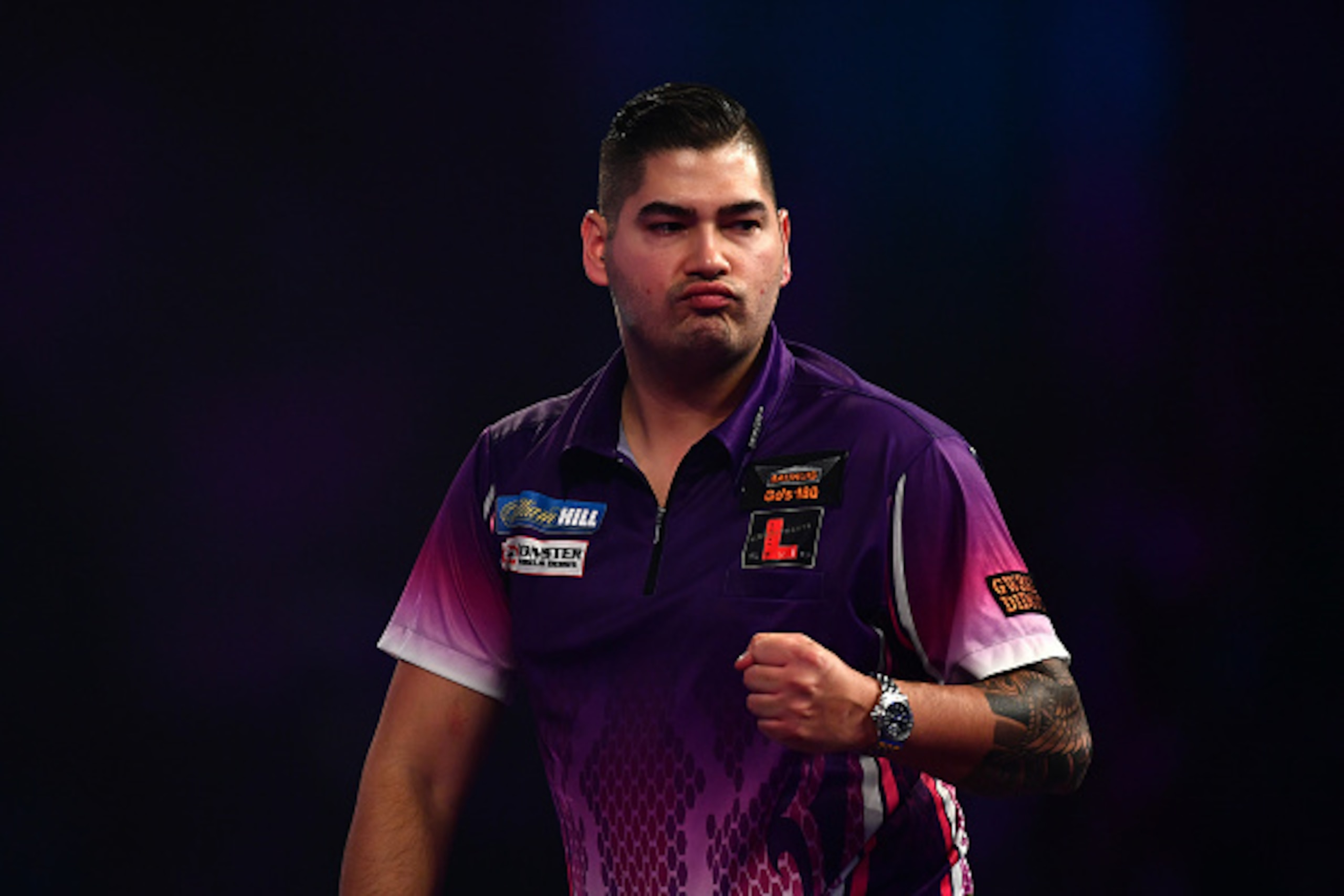 LONDON, ENGLAND - DECEMBER 22: Jelle Klaasen of the Netherlands reacts during his first round match against Jeffrey de Graaf of the Netherlands on day eight of the 2017 William Hill PDC World Darts Championships at Alexandra Palace on December 22, 2016 LONDON, ENGLAND - DECEMBER 22: Jelle Klaasen of the Netherlands reacts during his first round match against Jeffrey de Graaf of the Netherlands on day eight of the 2017 William Hill PDC World Darts Championships at Alexandra Palace on December 22, 2016