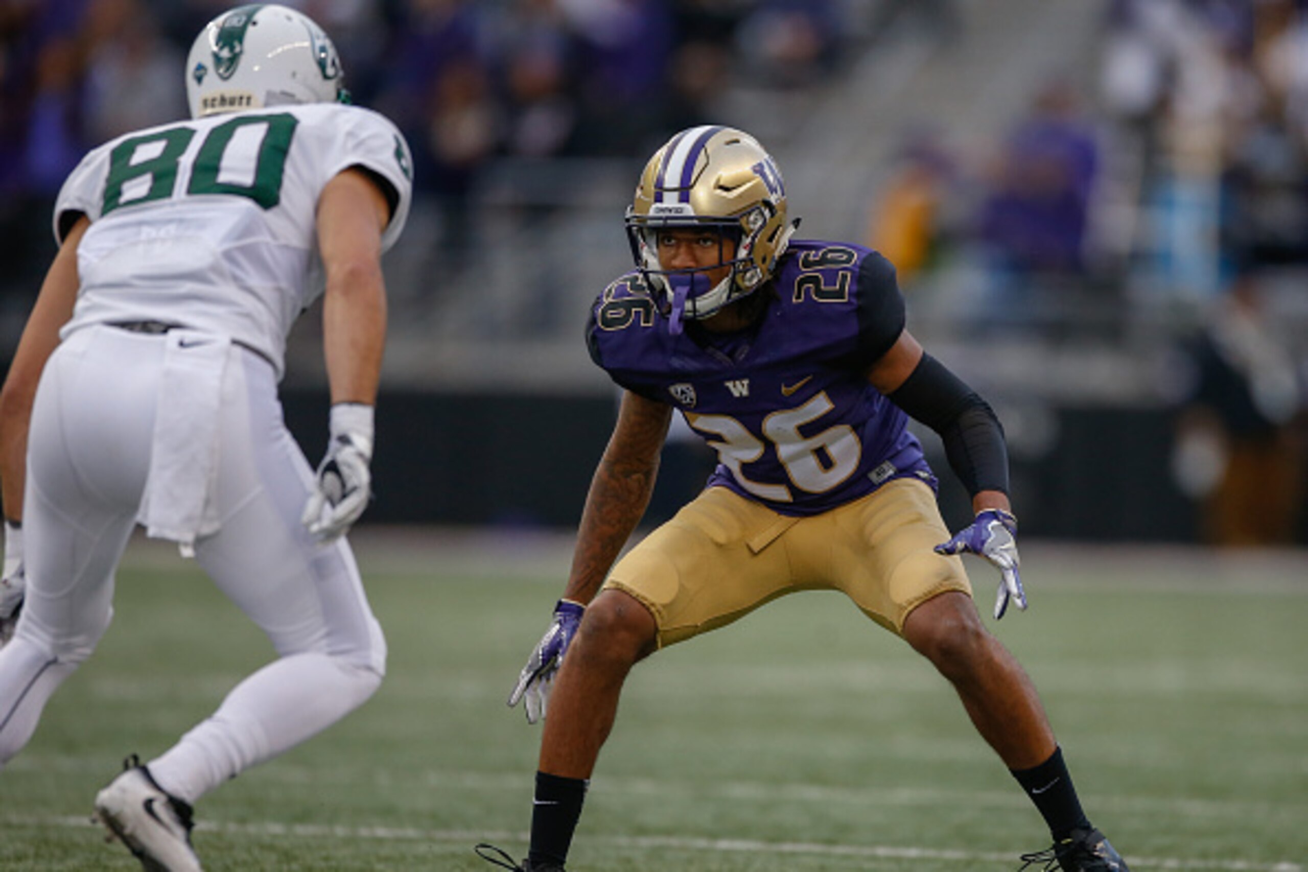 SEATTLE, WA - SEPTEMBER 17:  Defensive back Sidney Jones #26 of the Washington Huskies defends against wide receiver Trent Riley #80 of the Portland State Vikings on September 17, 2016 at Husky Stadium in Seattle, Washington.  (Photo by Otto Greule Jr/Get