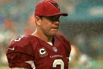 MIAMI GARDENS, FL - DECEMBER 11:  Carson Palmer #3 of the Arizona Cardinals looks on during a game against the Miami Dolphins at Hard Rock Stadium on December 11, 2016 in Miami Gardens, Florida.  (Photo by Mike Ehrmann/Getty Images)