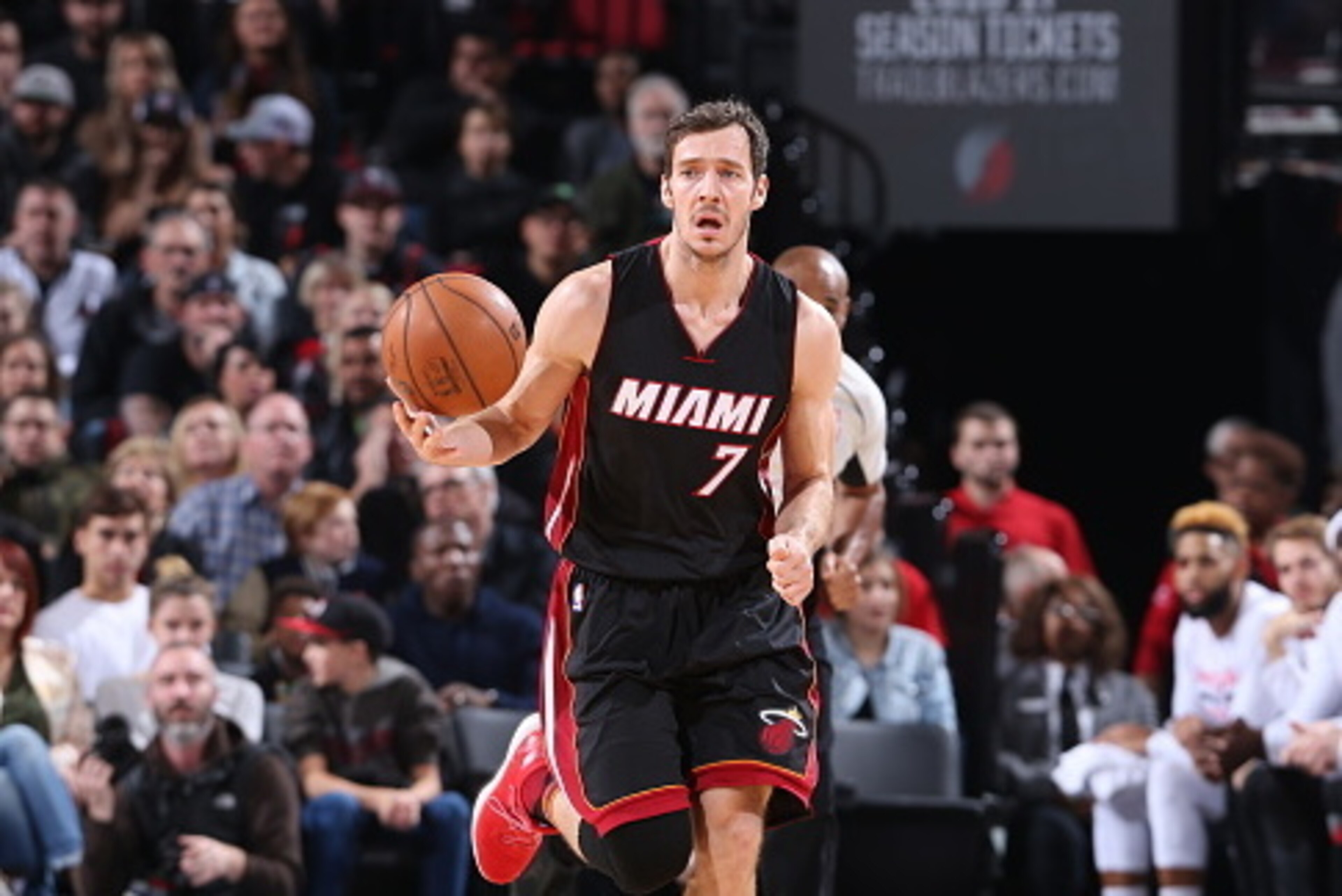 PORTLAND, OR - DECEMBER 3: Goran Dragic #7 of the Miami Heat handles the ball against the Portland Trail Blazers on December 3, 2016 at the Moda Center in Portland, Oregon. NOTE TO USER: User expressly acknowledges and agrees that, by downloading and or PORTLAND, OR - DECEMBER 3: Goran Dragic #7 of the Miami Heat handles the ball against the Portland Trail Blazers on December 3, 2016 at the Moda Center in Portland, Oregon. NOTE TO USER: User expressly acknowledges and agrees that, by downloading and or
