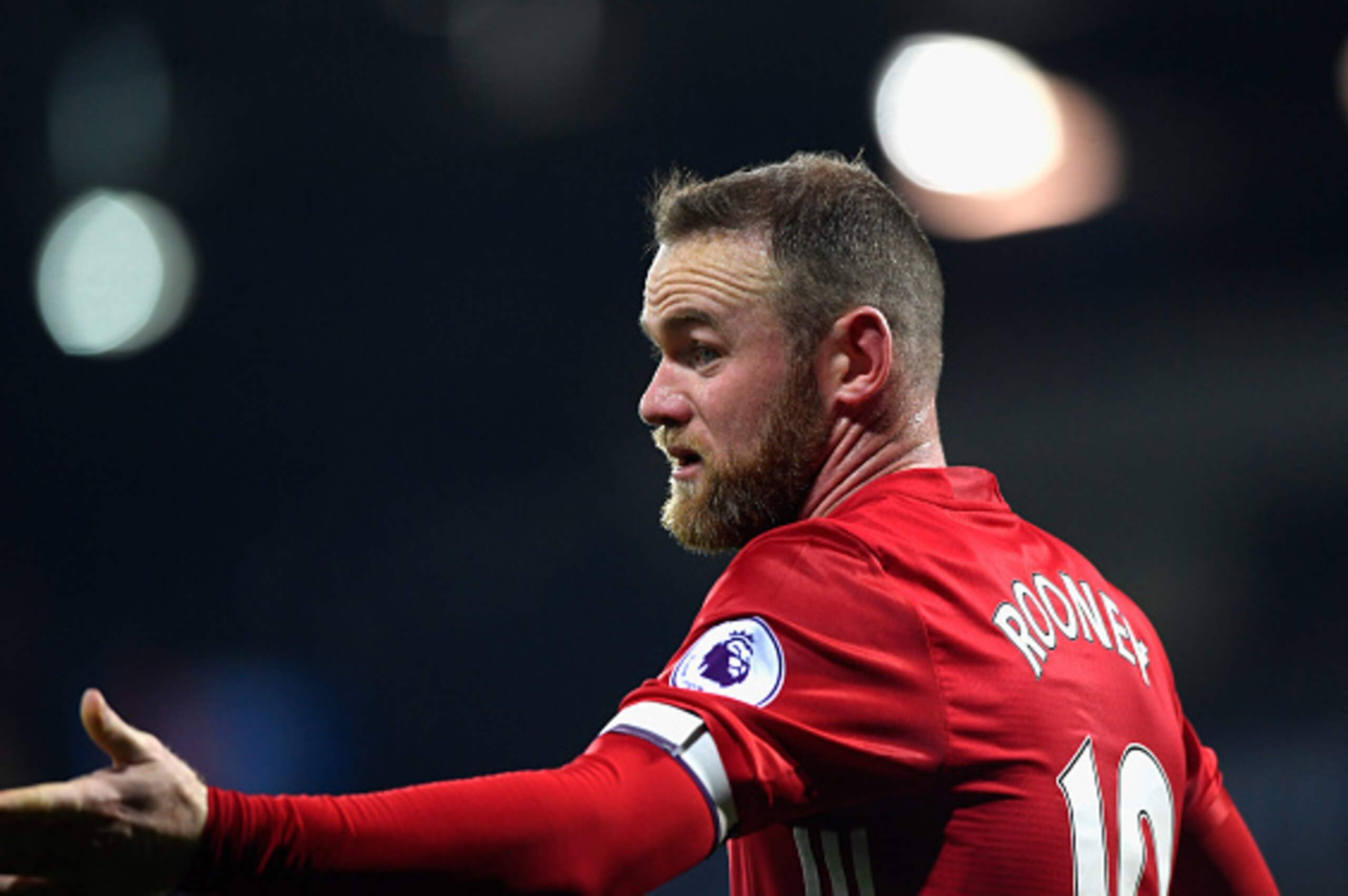 WEST BROMWICH, ENGLAND - DECEMBER 17:  Wayne Rooney of Manchester United looks on during the Premier League match between West Bromwich Albion and Manchester United at The Hawthorns on December 17, 2016 in West Bromwich, England.  (Photo by Stu Forster/Ge