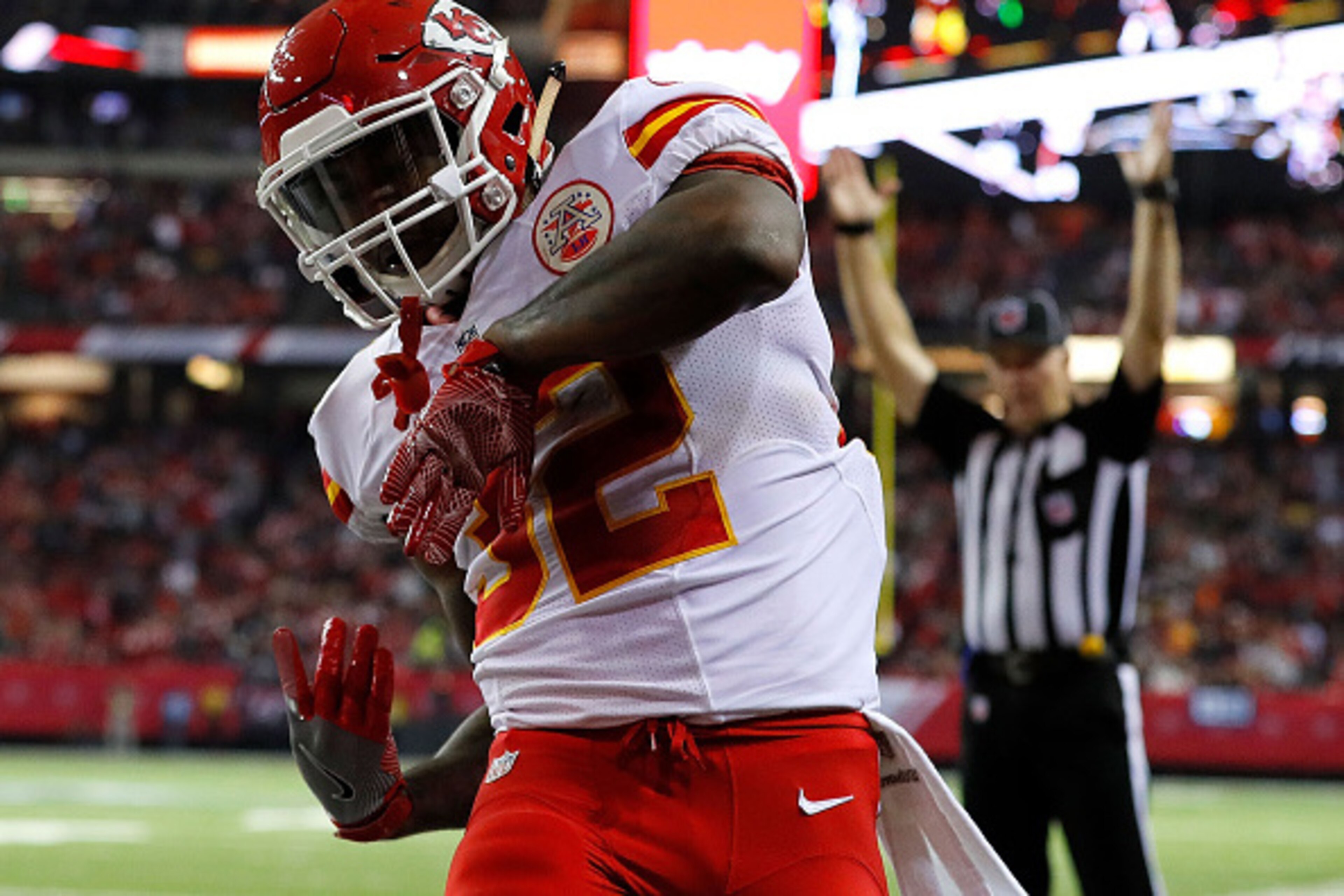 ATLANTA, GA - DECEMBER 04:  Spencer Ware #32 of the Kansas City Chiefs reacts after scoring a touchdown against the Atlanta Falcons at Georgia Dome on December 4, 2016 in Atlanta, Georgia.  (Photo by Kevin C. Cox/Getty Images)