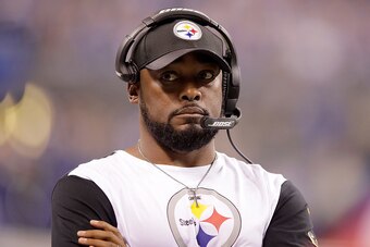 INDIANAPOLIS, IN - NOVEMBER 24: Mike Tomlin, head coach of the Pittsburgh Steelers, stands on the sidelines during the second quarter of the game against the Indianapolis Colts at Lucas Oil Stadium on November 24, 2016 in Indianapolis, Indiana.  (Photo by