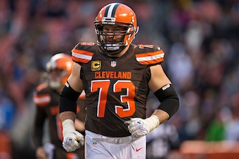 CLEVELAND, OH - DECEMBER 24:  Joe Thomas #73 of the Cleveland Browns jogs off the field during a game against the San Diego Chargers at FirstEnergy Stadium on December 24, 2016 in Cleveland, Ohio.  The Browns defeated the Chargers 20-17.  (Photo by Wesley