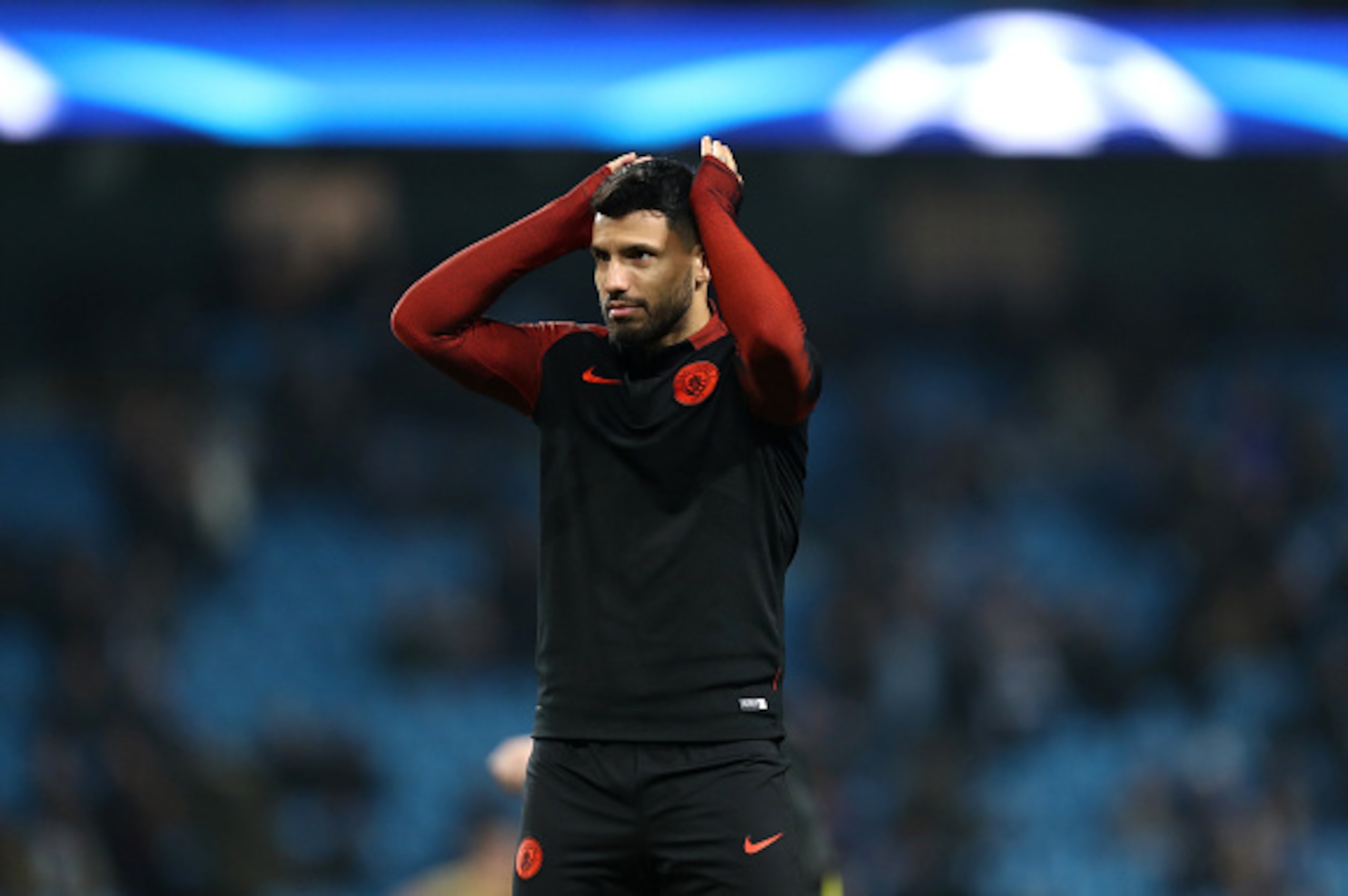 MANCHESTER, ENGLAND - DECEMBER 06:  Sergio Aguero of Manchester City warms up prior to the UEFA Champions League match between Manchester City FC and Celtic FC at Etihad Stadium on December 6, 2016 in Manchester, England.  (Photo by James Baylis - AMA/Get