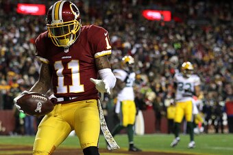 LANDOVER, MD - NOVEMBER 20: Wide receiver DeSean Jackson #11 of the Washington Redskins celebrates after scoring a first quarter touchdown against the Green Bay Packers at FedExField on November 20, 2016 in Landover, Maryland. (Photo by Patrick Smith/Gett