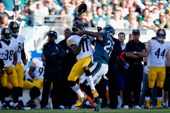 PHILADELPHIA, PA - SEPTEMBER 25:  Nolan Carroll #22 of the Philadelphia Eagles breaks up a pass to  Markus Wheaton #11 of the Pittsburgh Steelers in the first quarter at Lincoln Financial Field on September 25, 2016 in Philadelphia, Pennsylvania.  (Photo 