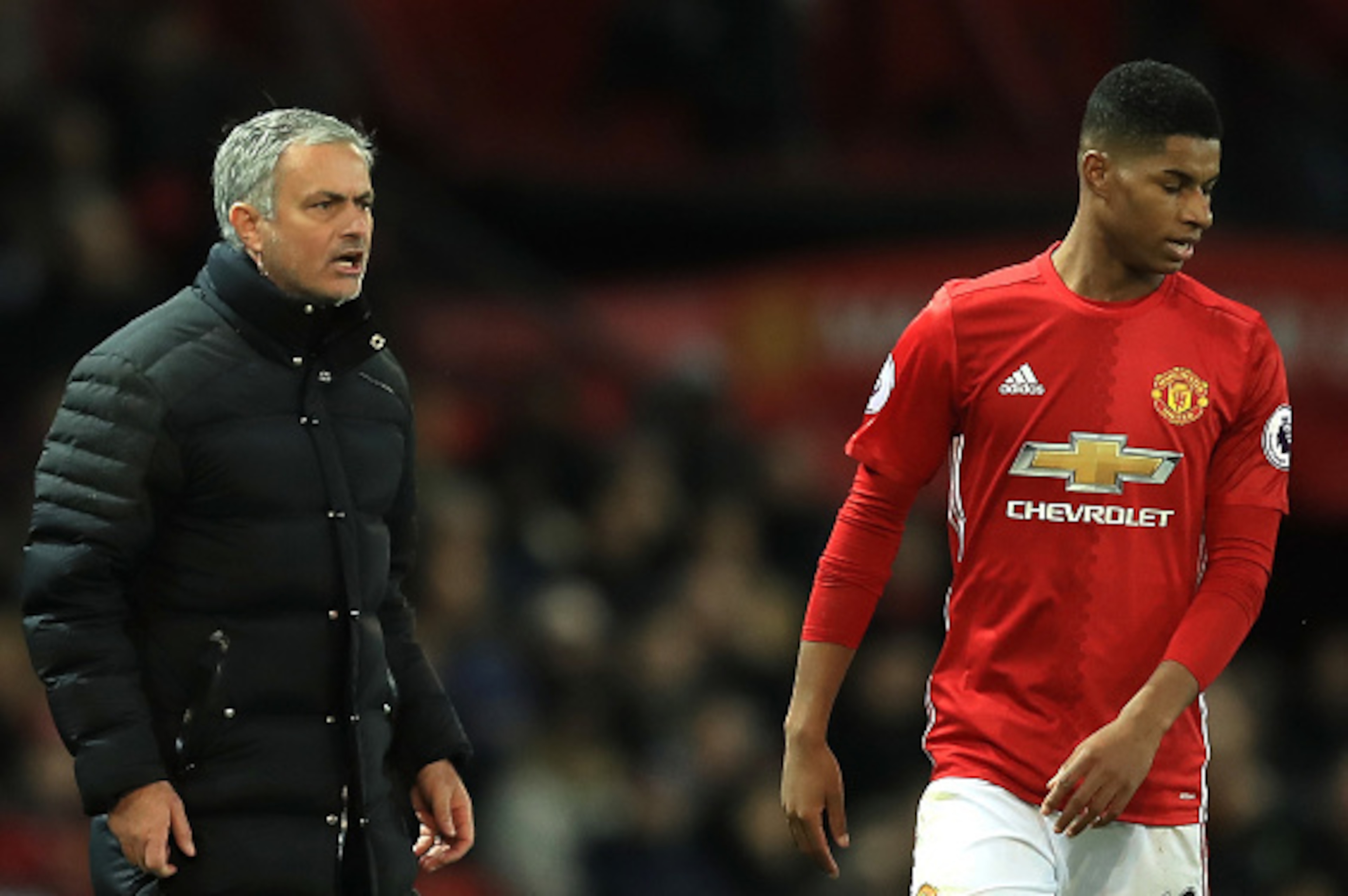MANCHESTER, ENGLAND - DECEMBER 11: Jose Mourinho, Manager of Manchester United gives instruction to Marcus Rashford during the Premier League match between Manchester United and Tottenham Hotspur at Old Trafford on December 11, 2016 in Manchester, England