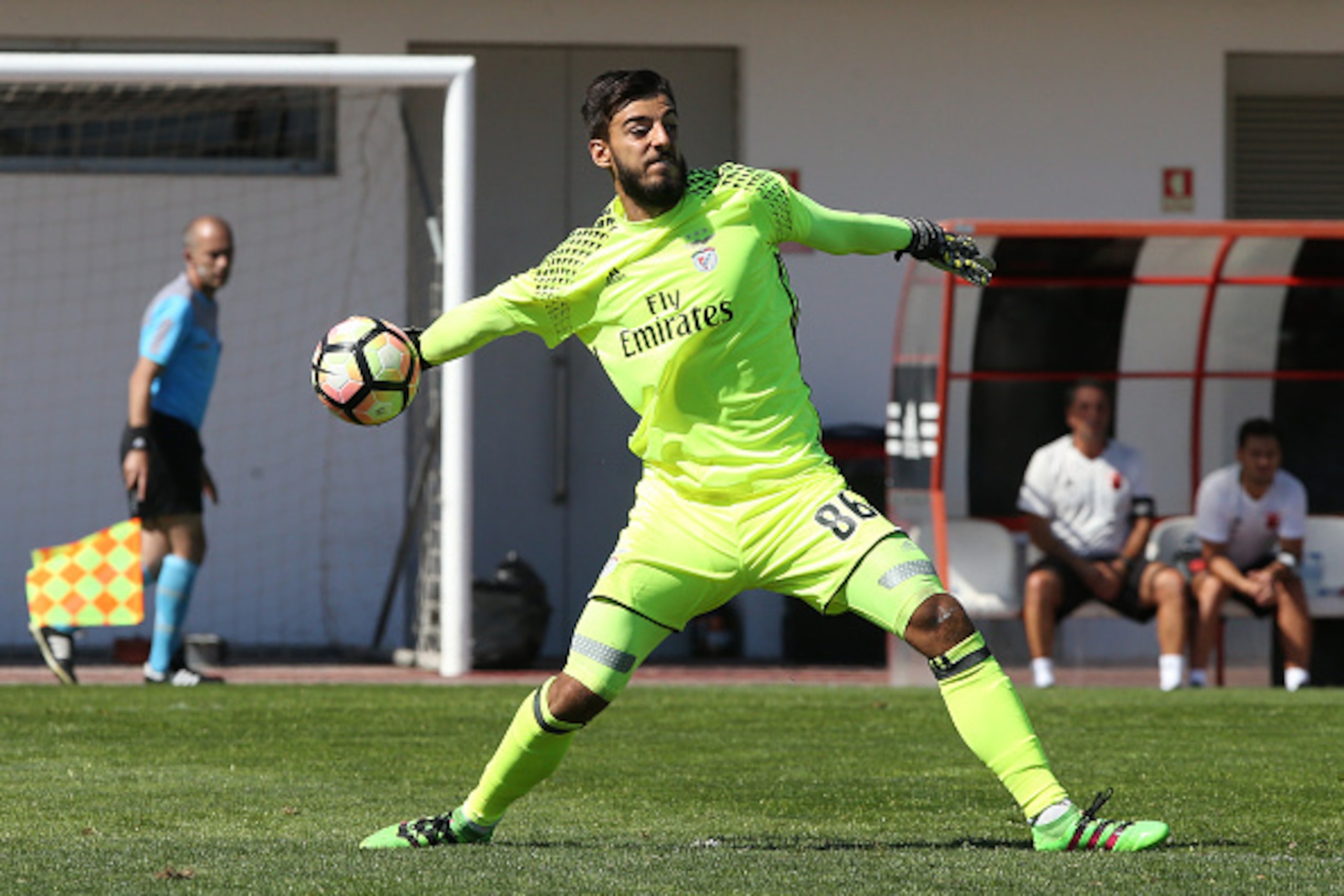 SEIXAL, PORTUGAL - OCTOBER 2: SL Benfica B's Andre Ferreira in action during the Segunda Liga match between SL Benfica B and Santa Clara at Caixa Futebol Campus on October 2, 2016 in Seixal, Portugal.  (Photo by Gualter Fatia/Getty Images)