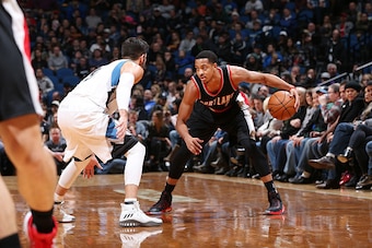 MINNEAPOLIS, MN - JANUARY 1:  C.J. McCollum #3 of the Portland Trail Blazers handles the ball during a game against the Minnesota Timberwolves on January 1, 2017 at the Target Center in Minneapolis, Minnesota. NOTE TO USER: User expressly acknowledges and
