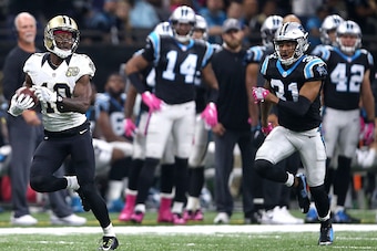 NEW ORLEANS, LA - OCTOBER 16:  Brandin Cooks #10 of the New Orleans Saints scores a touchdown against the Carolina Panthers at the Mercedes-Benz Superdome on October 16, 2016 in New Orleans, Louisiana.  (Photo by Sean Gardner/Getty Images)