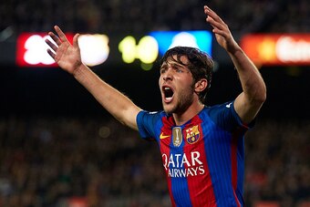 BARCELONA, SPAIN - DECEMBER 03:  Sergi Roberto of FC Barcelona reacts during the La Liga match between FC Barcelona and Real Madrid CF at Camp Nou stadium on December 03, 2016 in Barcelona, Spain.  (Photo by Manuel Queimadelos Alonso/Getty Images)