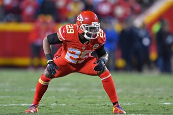 KANSAS CITY, MO - DECEMBER 08:  Safety Eric Berry #29 of the Kansas City Chiefs gets set on defense against the Oakland Raiders during the first half on December 8, 2016 at Arrowhead Stadium in Kansas City, Missouri.  (Photo by Peter G. Aiken/Getty Images