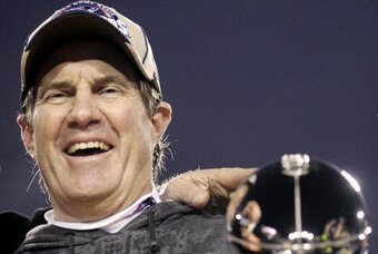 JACKSONVILLE, UNITED STATES:  Head coach Bill Belichick of the New England Patriots holds the Vince Lombardi trophy 06 February 2005 after winning Super Bowl XXXIX at Alltel Stadium in Jacksonville, Florida. The Patriots defeated the Philadelphia Eagles 2