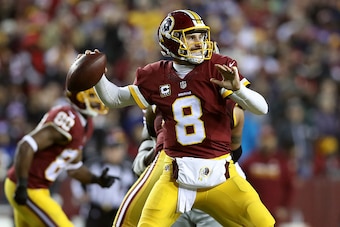 LANDOVER, MD - JANUARY 01: Quarterback Kirk Cousins #8 of the Washington Redskins passes the ball against the New York Giants in the second quarter at FedExField on January 1, 2017 in Landover, Maryland. (Photo by Rob Carr/Getty Images)