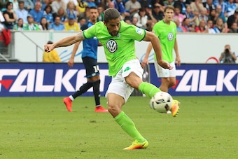Sinsheim, Germany , 17.09.2016, 1. Bundesliga, 3. Spieltag: TSG Hoffenheim vs VfL Wolfsburg im Bild: Ricardo Rodriguez (VfL Wolfsburg)  (Photo by TF-Images/Getty Images)
