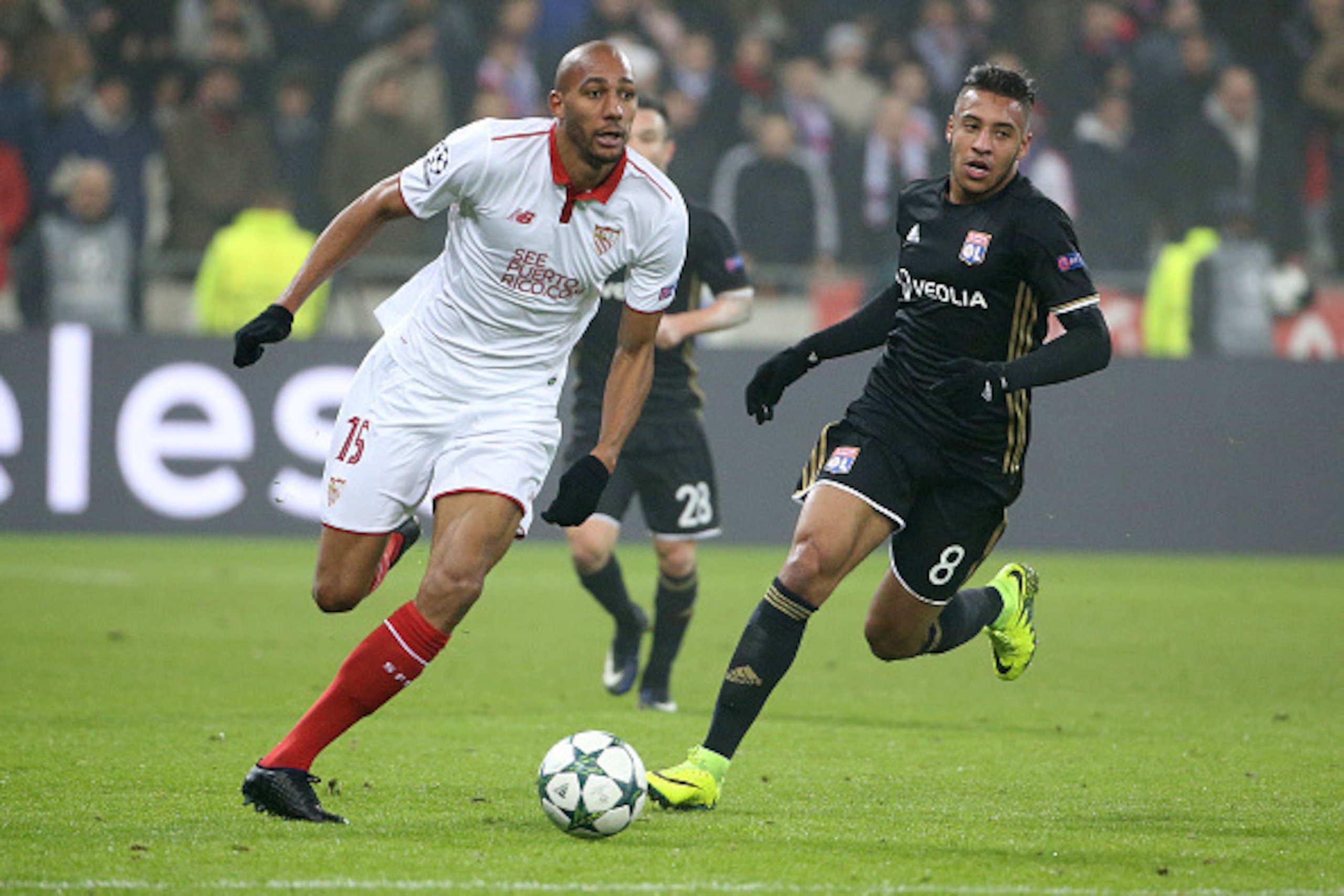 LYON, FRANCE - DECEMBER 7: Steven N'Zonzi of Sevilla FC and Corentin Tolisso of Lyon in action during the UEFA Champions League match between Olympique Lyonnais (OL) and Sevilla FC at Parc OL on December 7, 2016 in Lyon, France. (Photo by Jean Catuffe/Get