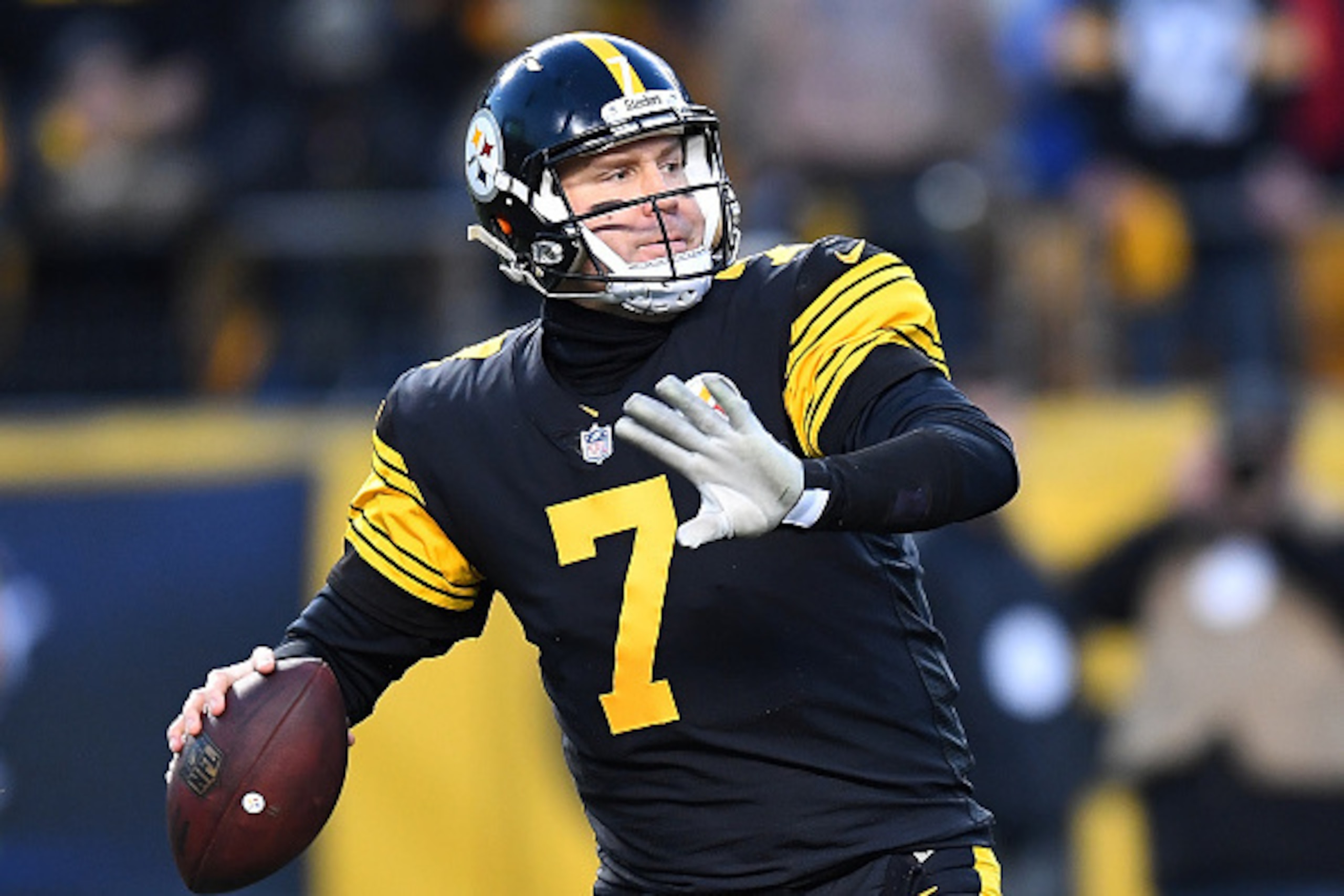 PITTSBURGH, PA - DECEMBER 25:  Ben Roethlisberger #7 of the Pittsburgh Steelers in action during the game against the Baltimore Ravens at Heinz Field on December 25, 2016 in Pittsburgh, Pennsylvania. (Photo by Joe Sargent/Getty Images) *** Local Caption *