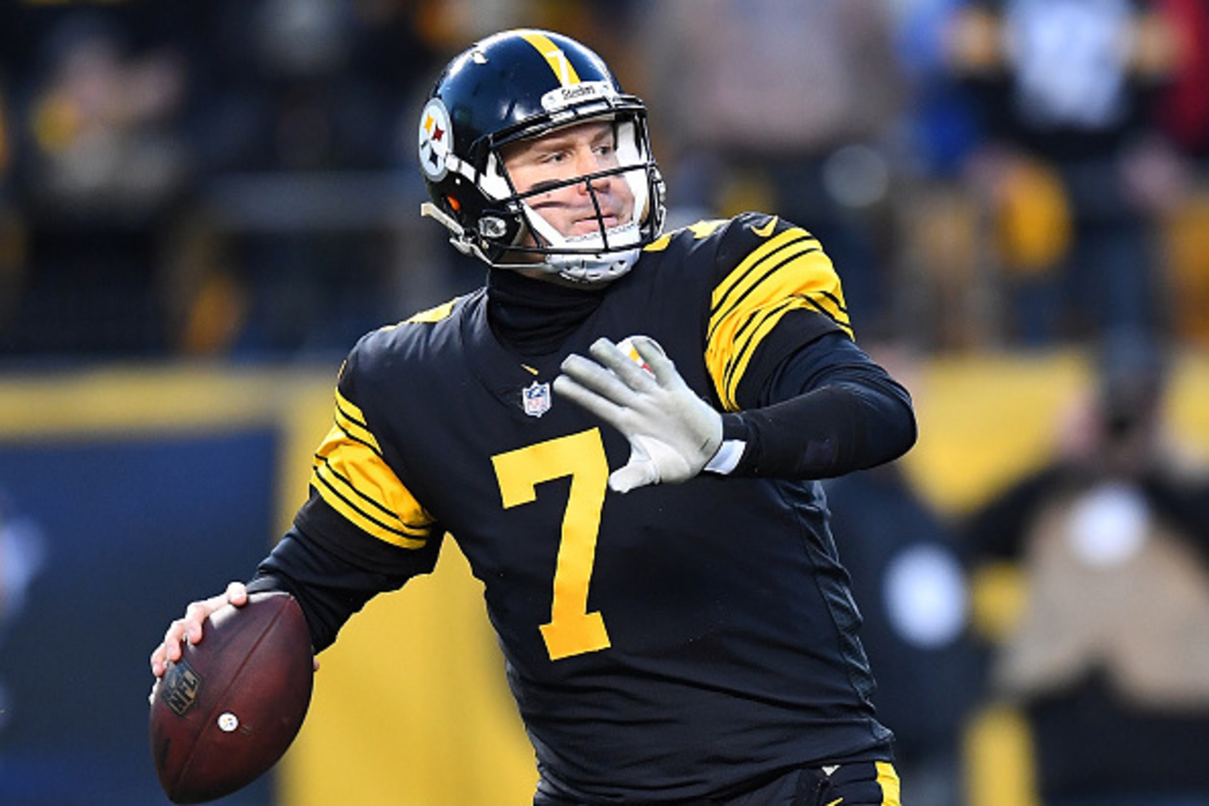 PITTSBURGH, PA - DECEMBER 25:  Ben Roethlisberger #7 of the Pittsburgh Steelers in action during the game against the Baltimore Ravens at Heinz Field on December 25, 2016 in Pittsburgh, Pennsylvania. (Photo by Joe Sargent/Getty Images) *** Local Caption *