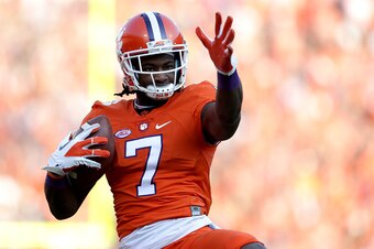 CLEMSON, SC - NOVEMBER 12:  Mike Williams #7 of the Clemson Tigers reacts after a catch against the Pittsburgh Panthers during their game at Memorial Stadium on November 12, 2016 in Clemson, South Carolina.  (Photo by Streeter Lecka/Getty Images)