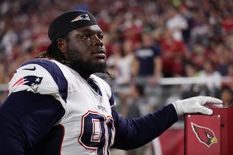 GLENDALE, AZ - SEPTEMBER 11:  Defensive tackle Malcom Brown #90 of the New England Patriots on the sidelines during the NFL game against the Arizona Cardinals at the University of Phoenix Stadium on September 11, 2016 in Glendale, Arizona. The Patriots de