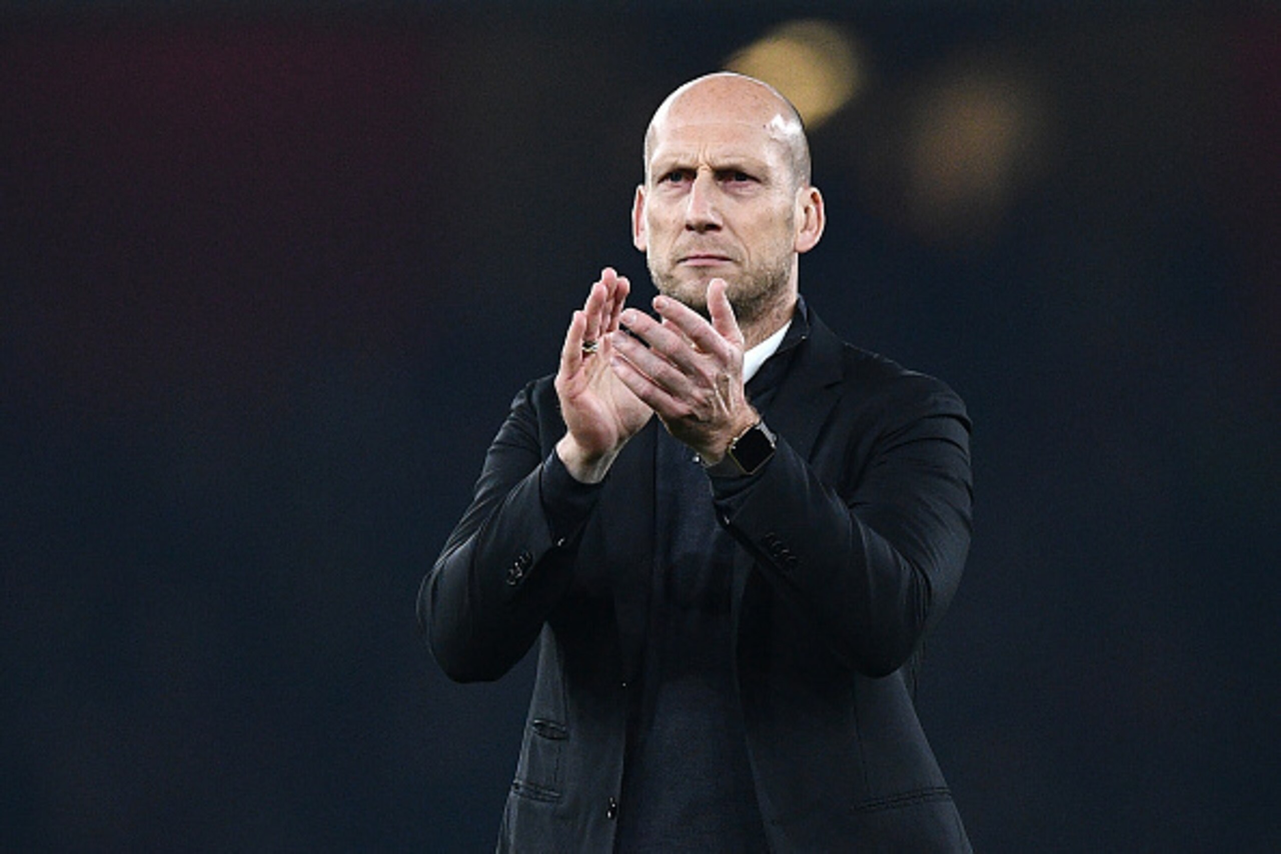 Reading's Dutch manager Jaap Stam applauds supporters after the EFL (English Football League) Cup fourth round match between Arsenal and Reading at The Emirates Stadium in London on October 25, 2016.
Arsenal won the game 2-0. / AFP / Justin TALLIS / RESTR Reading's Dutch manager Jaap Stam applauds supporters after the EFL (English Football League) Cup fourth round match between Arsenal and Reading at The Emirates Stadium in London on October 25, 2016.
Arsenal won the game 2-0. / AFP / Justin TALLIS / RESTR