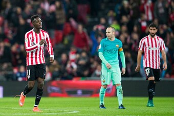 BILBAO, SPAIN - JANUARY 05: Inaki Willams of Athletic Club celebrates after scoring his team's second goal during the Copa del Rey Round of 16 first leg match between Athletic Club and FC Barcelona at San Mames Stadium on January 5, 2017 in Bilbao, Spain.