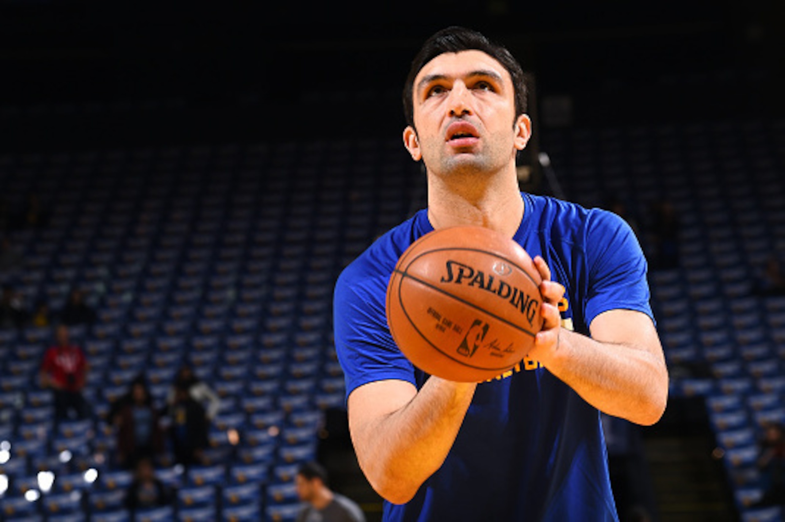 OAKLAND, CA - DECEMBER 30: Zaza Pachulia #27 of the Golden State Warriors warms up before the game against the Dallas Mavericks on December 30, 2016 at ORACLE Arena in Oakland, California. NOTE TO USER: User expressly acknowledges and agrees that, by down