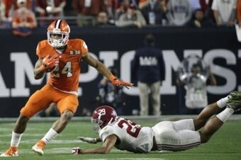 Minkah Fitzpatrick broke up two passes against Clemson last year but otherwise had a long night.