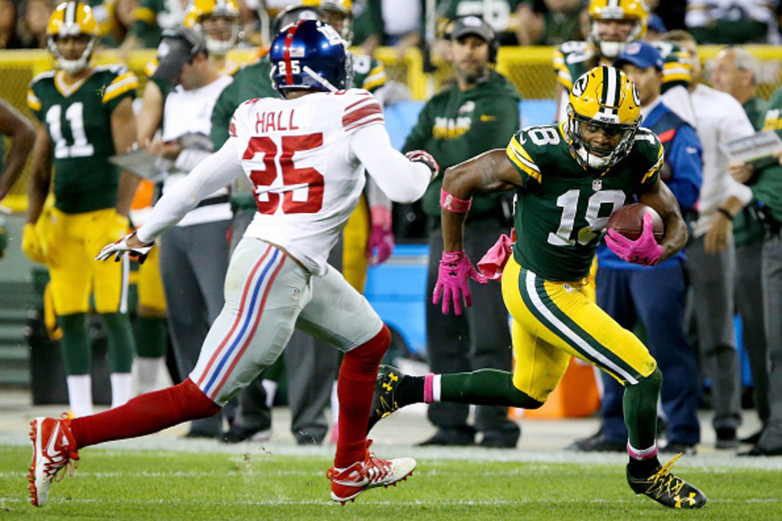 GREEN BAY, WI - OCTOBER 09:  Leon Hall #25 of the New York Giants chases after Randall Cobb #18 of the Green Bay Packers in the first quarter at Lambeau Field on October 9, 2016 in Green Bay, Wisconsin. (Photo by Dylan Buell/Getty Images)
