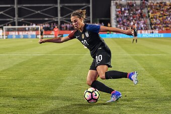 COLUMBUS, OH - SEPTEMBER 15:  Carli Lloyd #10 of the US Women's National Team controls the ball against Thailand on September 15, 2016 at MAPFRE Stadium in Columbus, Ohio. The United States defeated Thailand 9-0.  (Photo by Jamie Sabau/Getty Images)