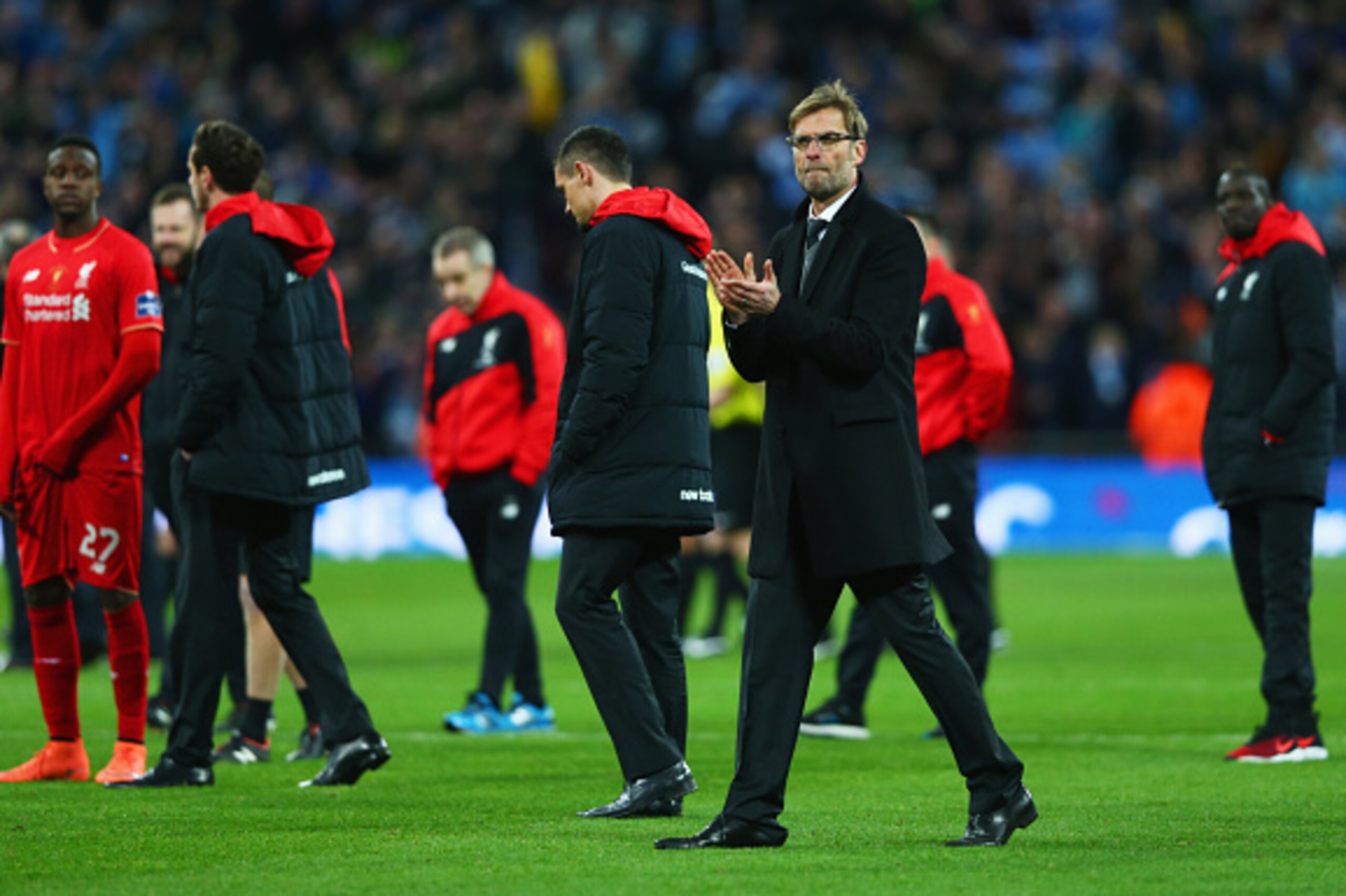 LONDON, ENGLAND - FEBRUARY 28:  Jurgen Klopp, manager of Liverpool looks dejected in defeat after the Capital One Cup Final match between Liverpool and Manchester City at Wembley Stadium on February 28, 2016 in London, England. Manchester City win 3-1 on 