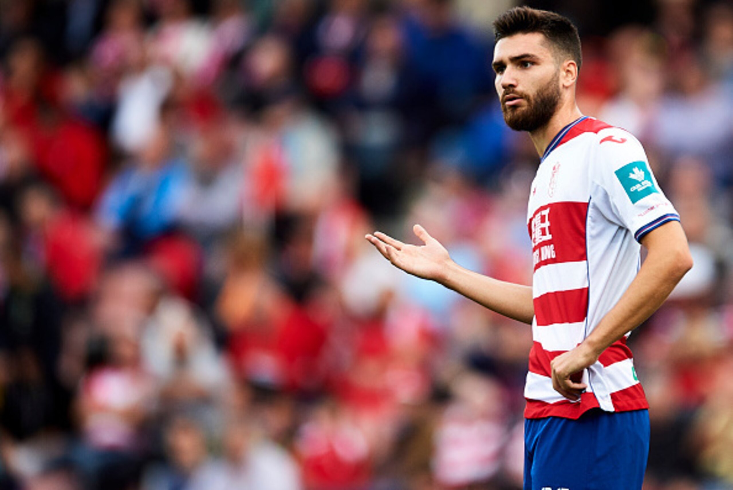 GRANADA, SPAIN - NOVEMBER 05: Jon Toral of Granada CF reacts during the match between Granada CF vs Deportivo La Coruna as part of La Liga at Nuevo los Carmenes Stadium on November 5, 2016 in Granada, Spain. (Photo by Aitor Alcalde Colomer/Getty Images) GRANADA, SPAIN - NOVEMBER 05: Jon Toral of Granada CF reacts during the match between Granada CF vs Deportivo La Coruna as part of La Liga at Nuevo los Carmenes Stadium on November 5, 2016 in Granada, Spain. (Photo by Aitor Alcalde Colomer/Getty Images)
